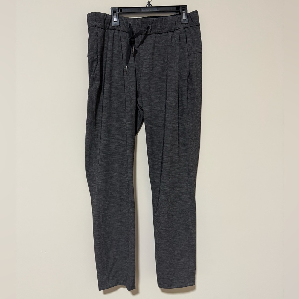 Lululemon Athletica Dark Gray Ankle Pants. Like New. Size 6